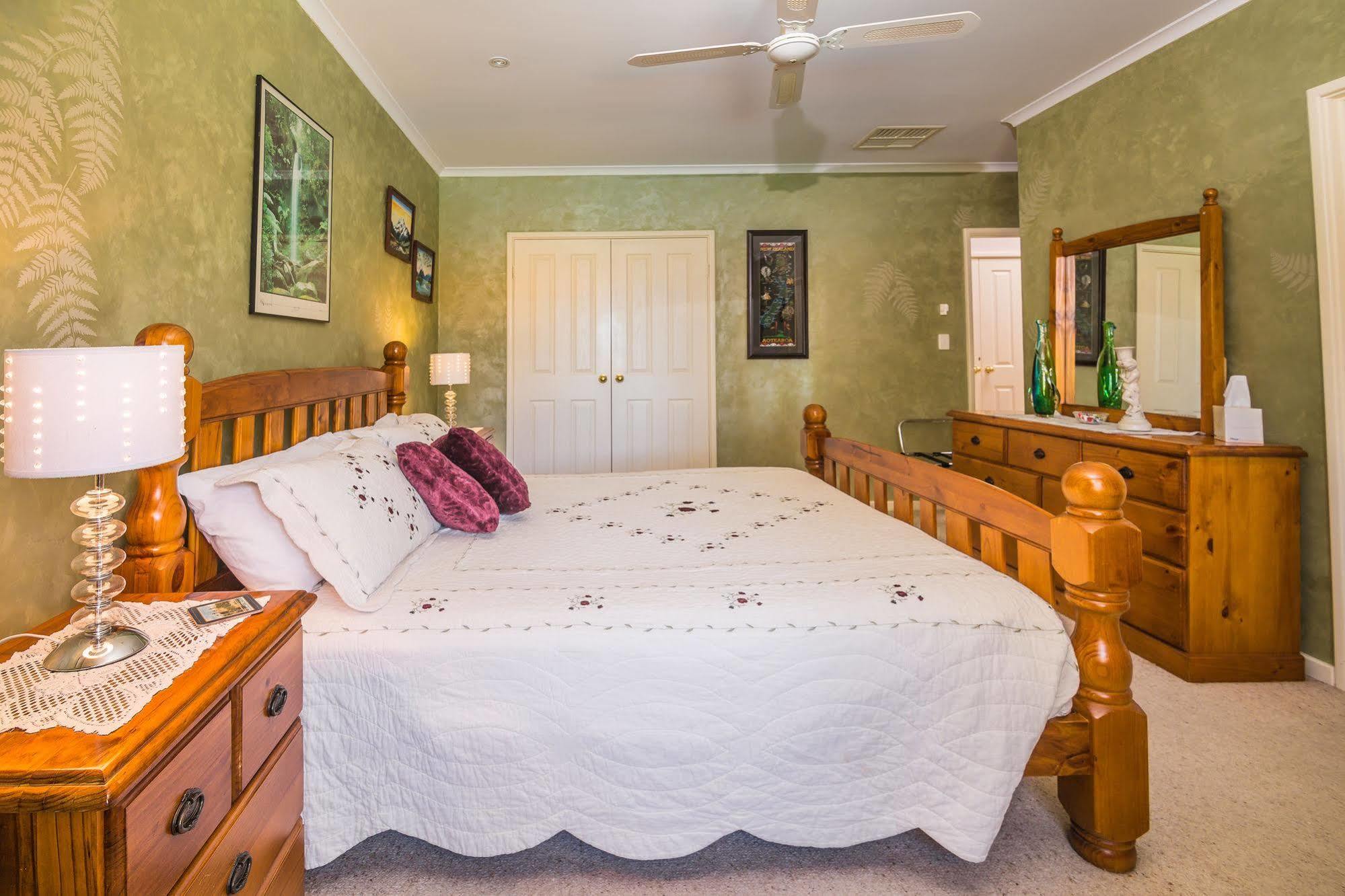 Armadale Cottage Bed & Breakfast Редклиф Екстериор снимка